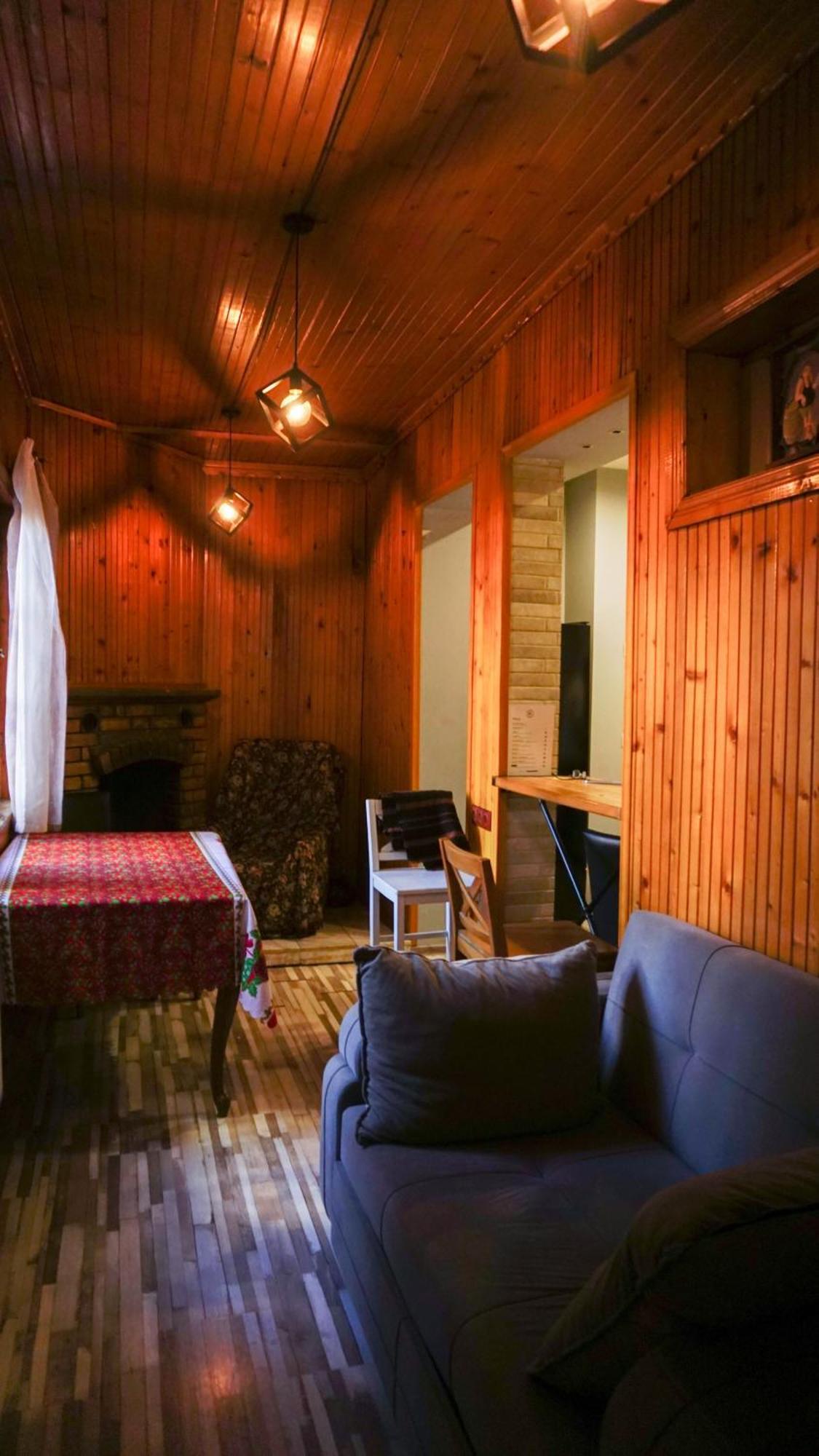 J Square Hostel Tbilisi Exterior photo