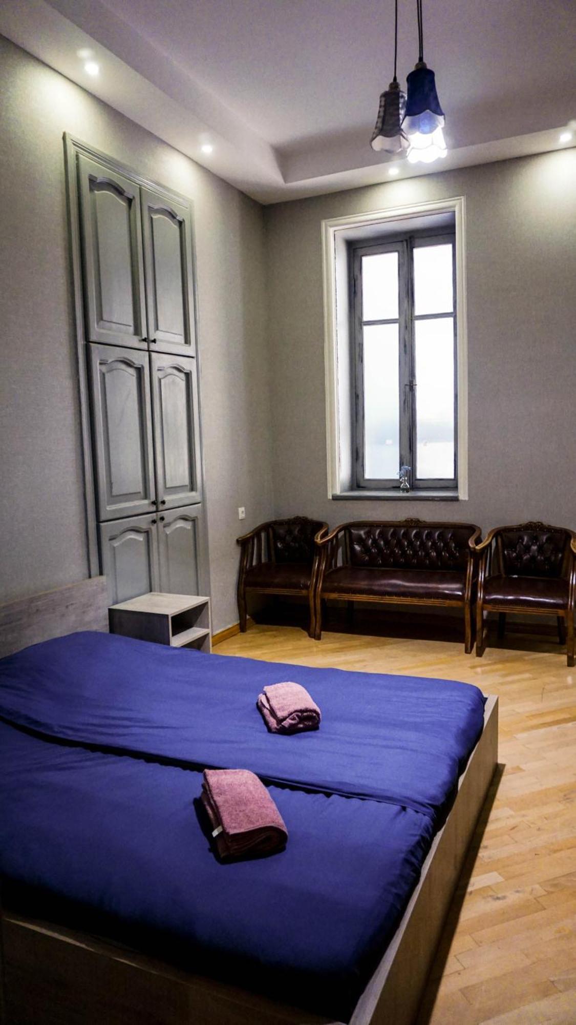 J Square Hostel Tbilisi Exterior photo